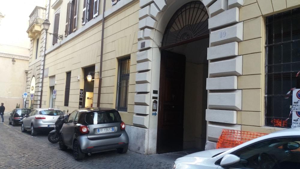 Arch Affittacamere 3*