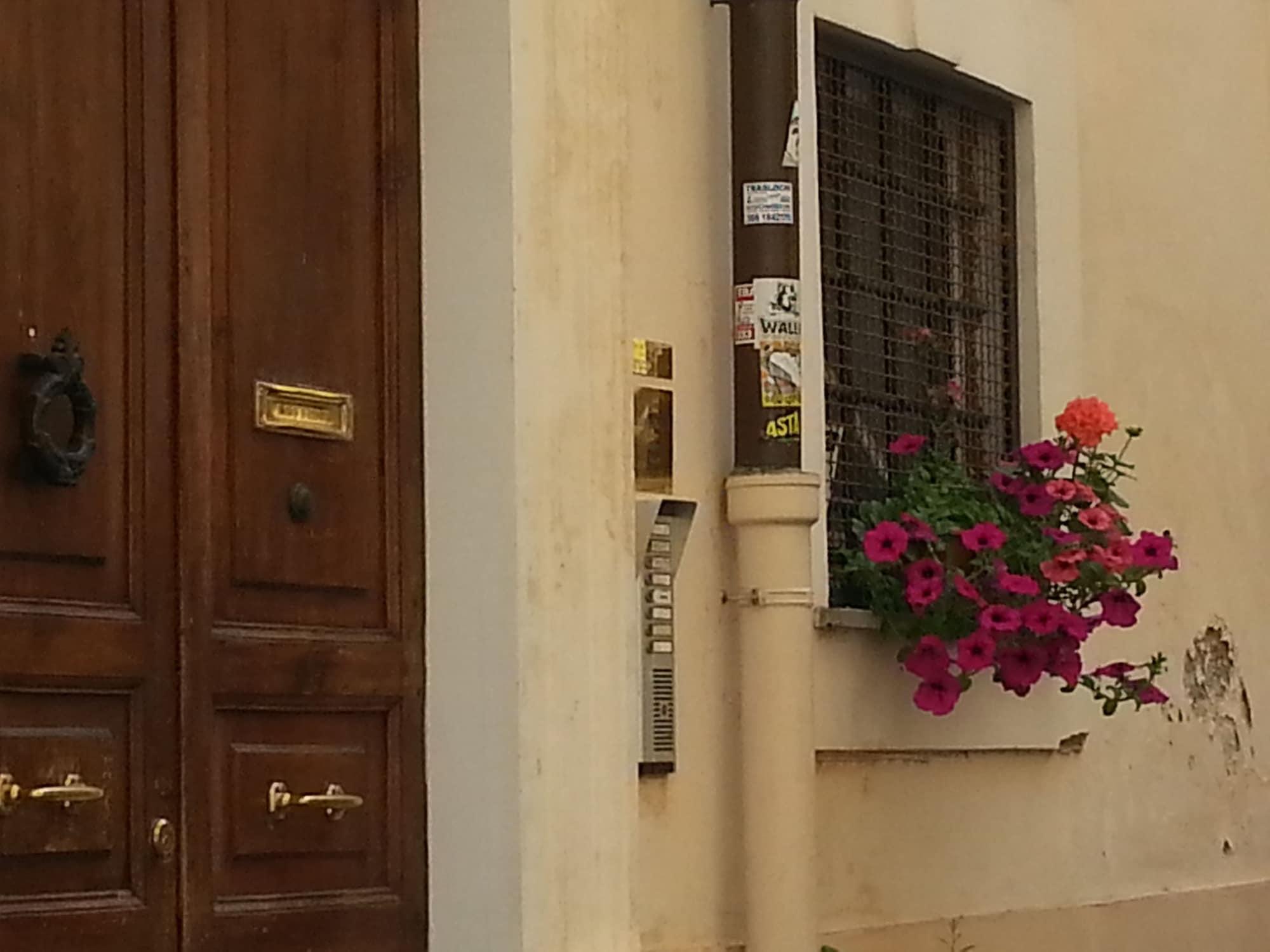 Ventisei Scalini A Trastevere 2*