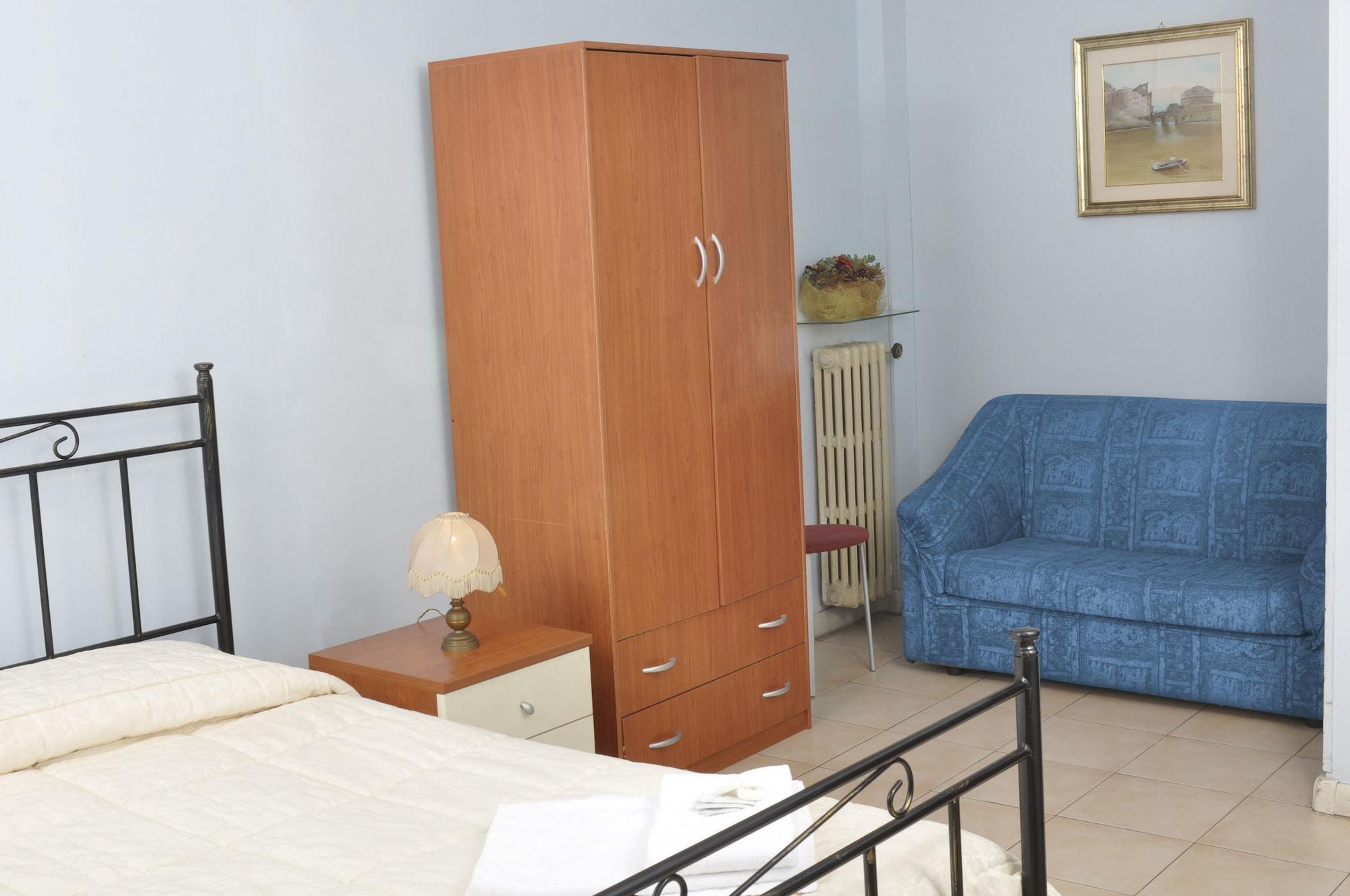 Pensión Gialel 3*