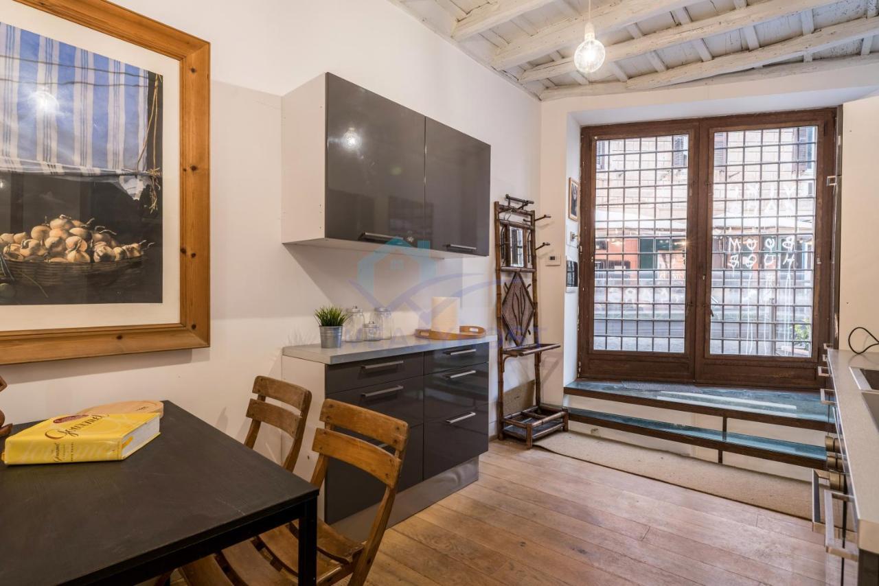 Cozy Entire Close To Piazza Trilussa Appartamento *