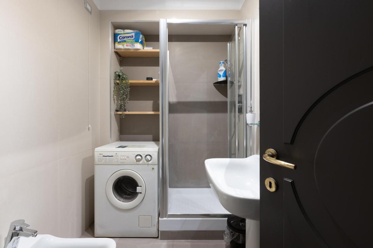 Vg [fori Imperiali 5 Stelle] Elegante Apartamento