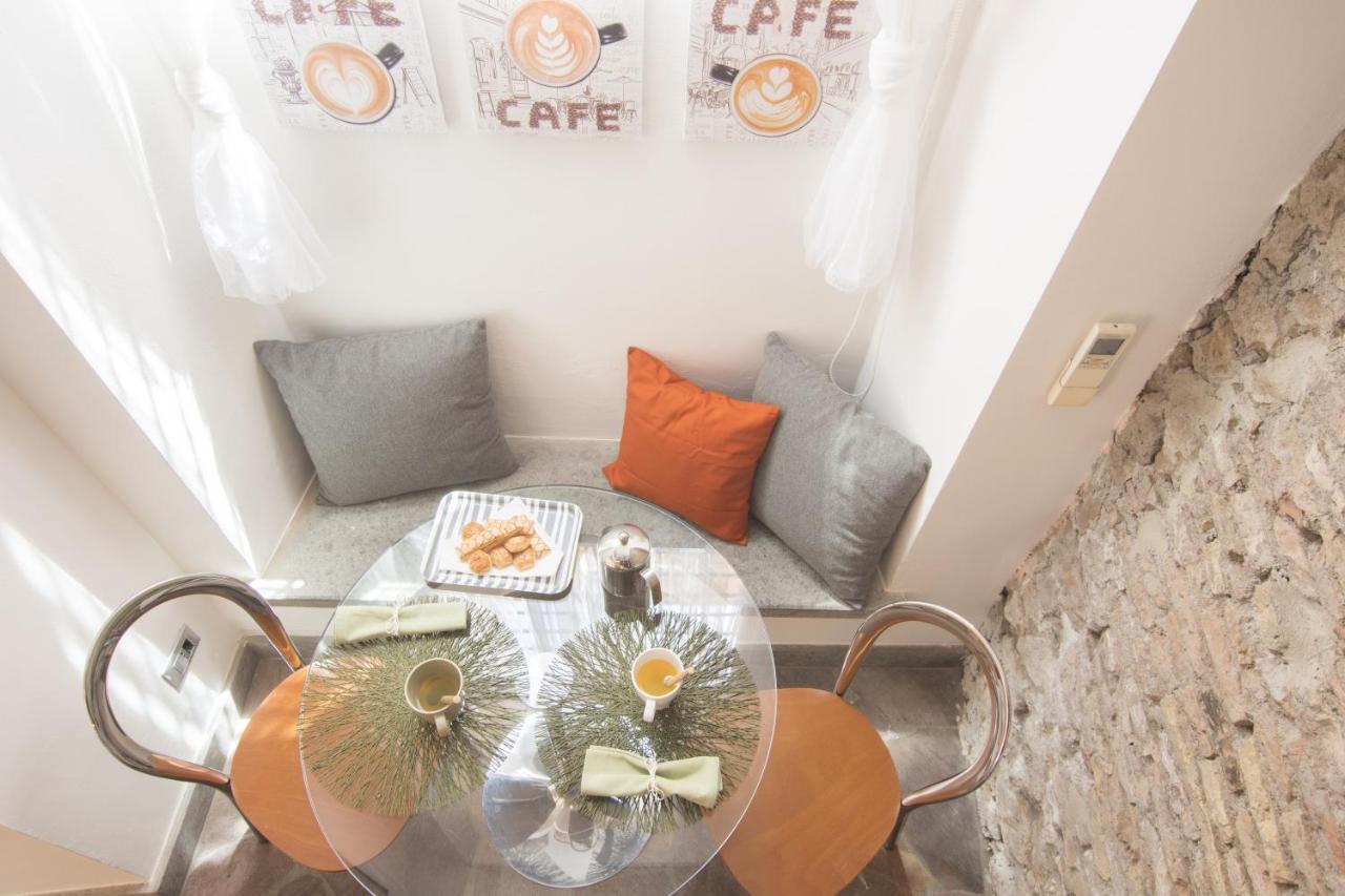 Apartment Spanish Steps Mini-loft