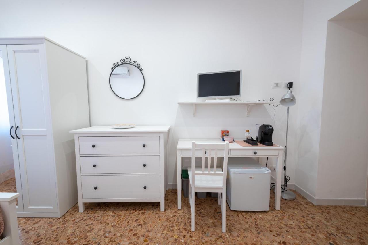 Casa Rosa Beige E Blu Apartment Rome