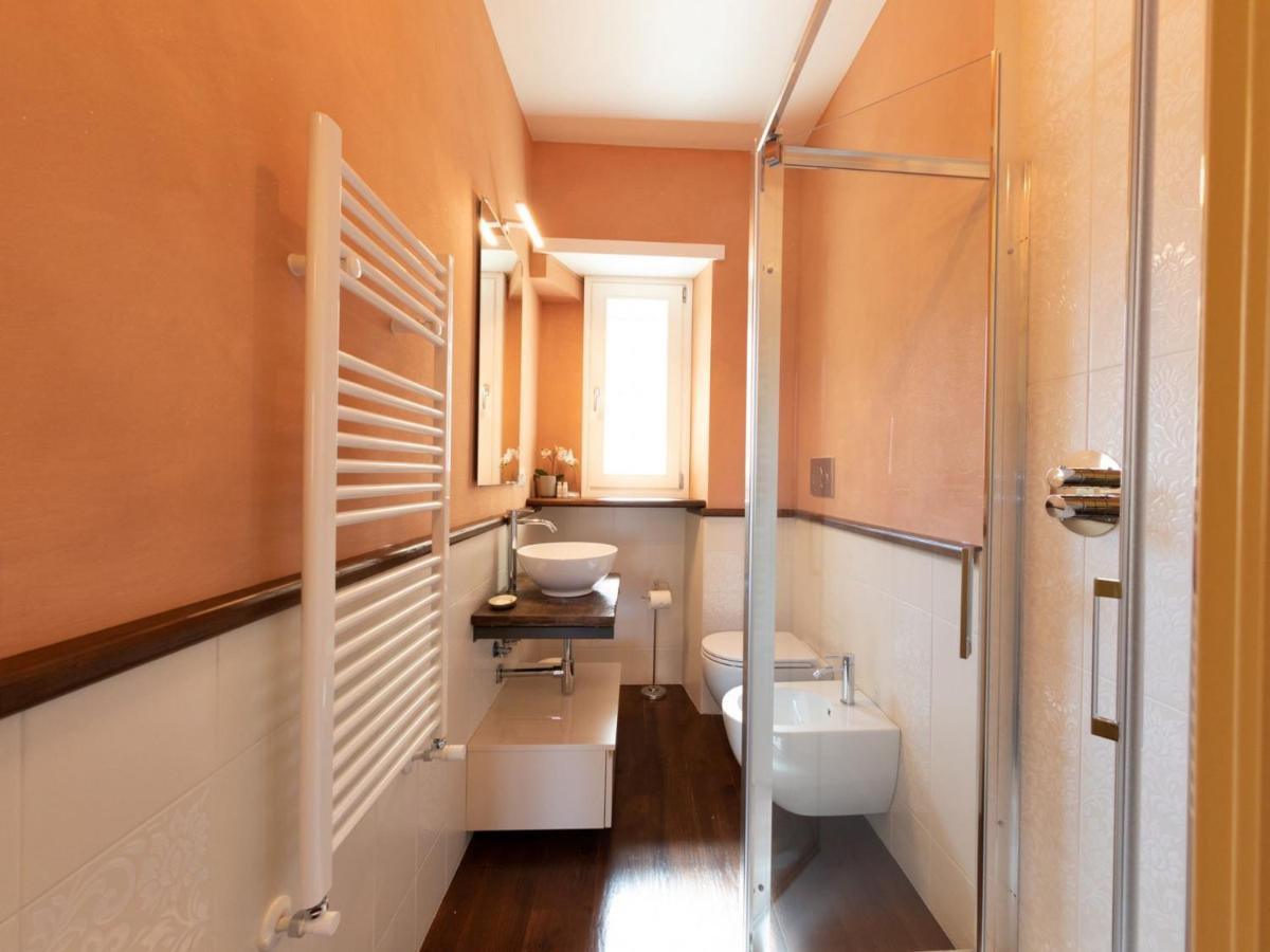 The Rent - Elegant Two-bedroom Close To Saint Peter's Basilica Roma