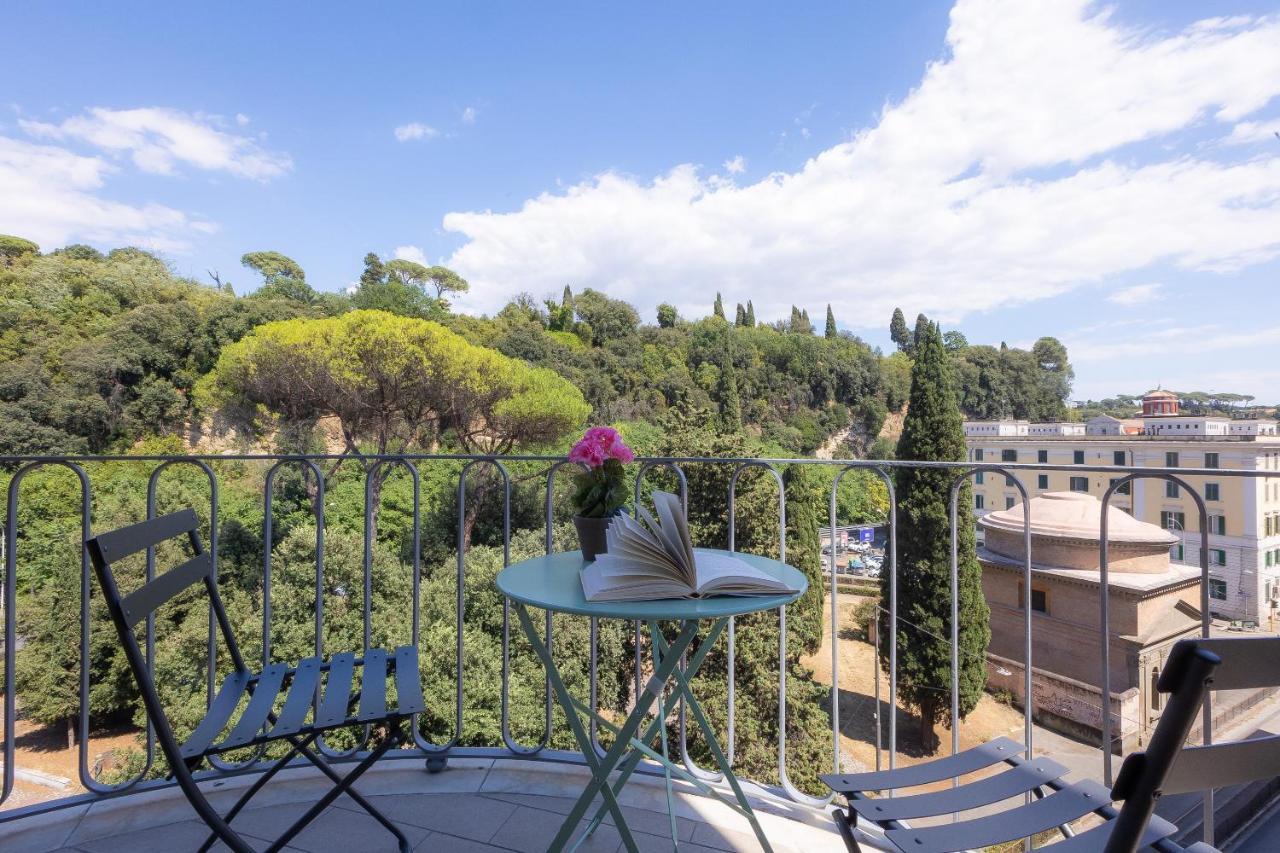 Apartamento Flaminia View By In *
