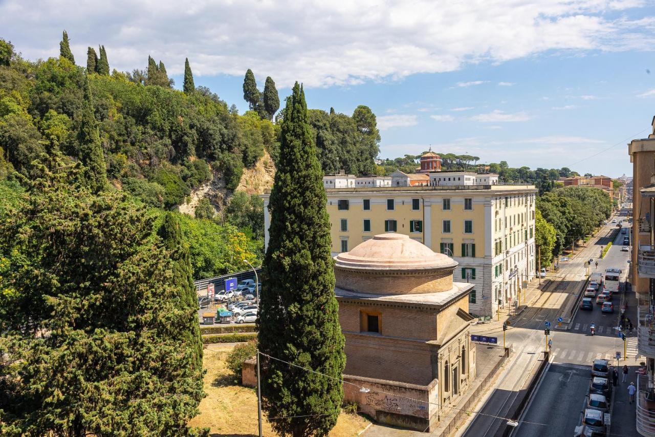 Apartamento Flaminia View By In *