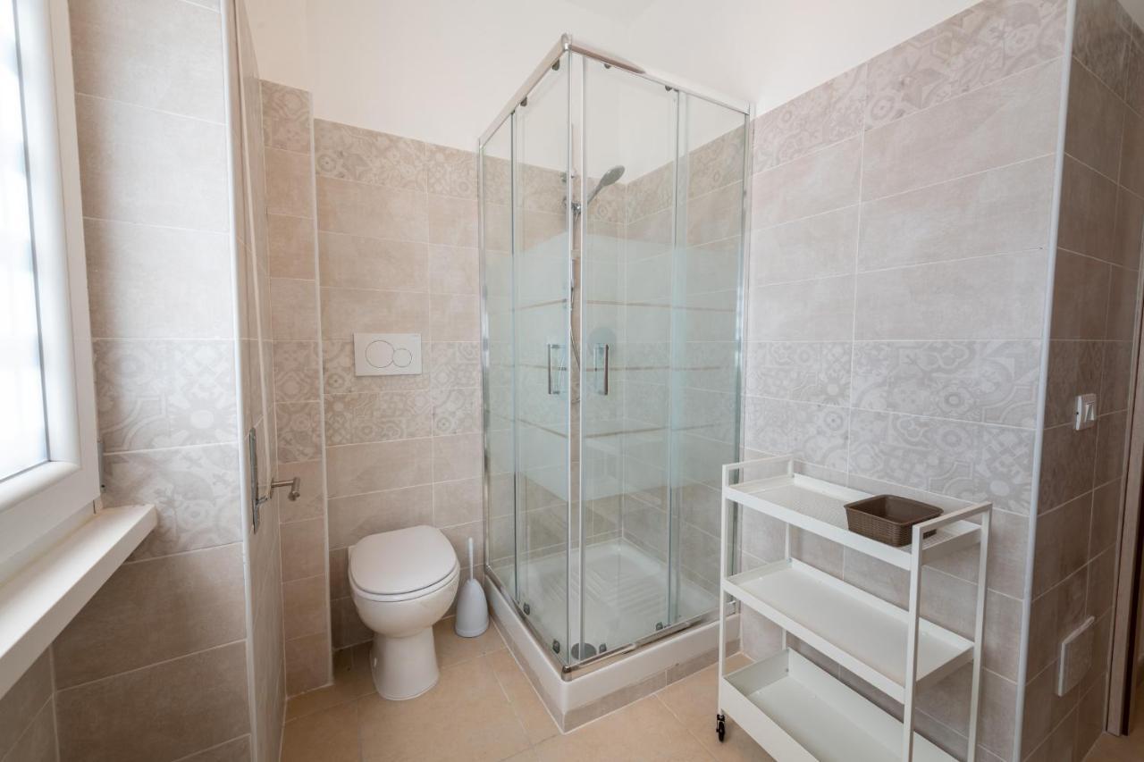 Casa Rosa Beige E Blu Apartment