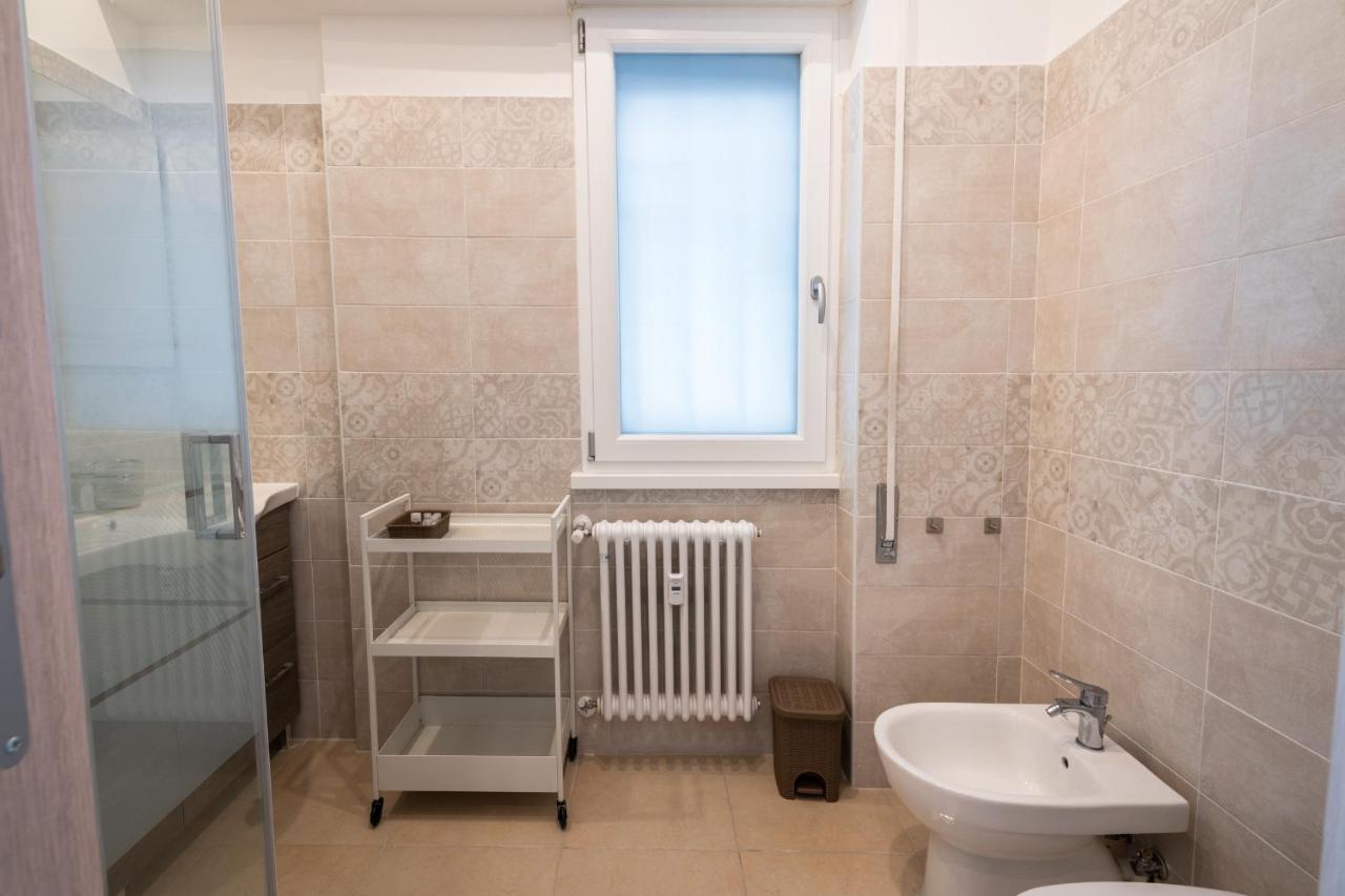 Casa Rosa Beige E Blu * Rome