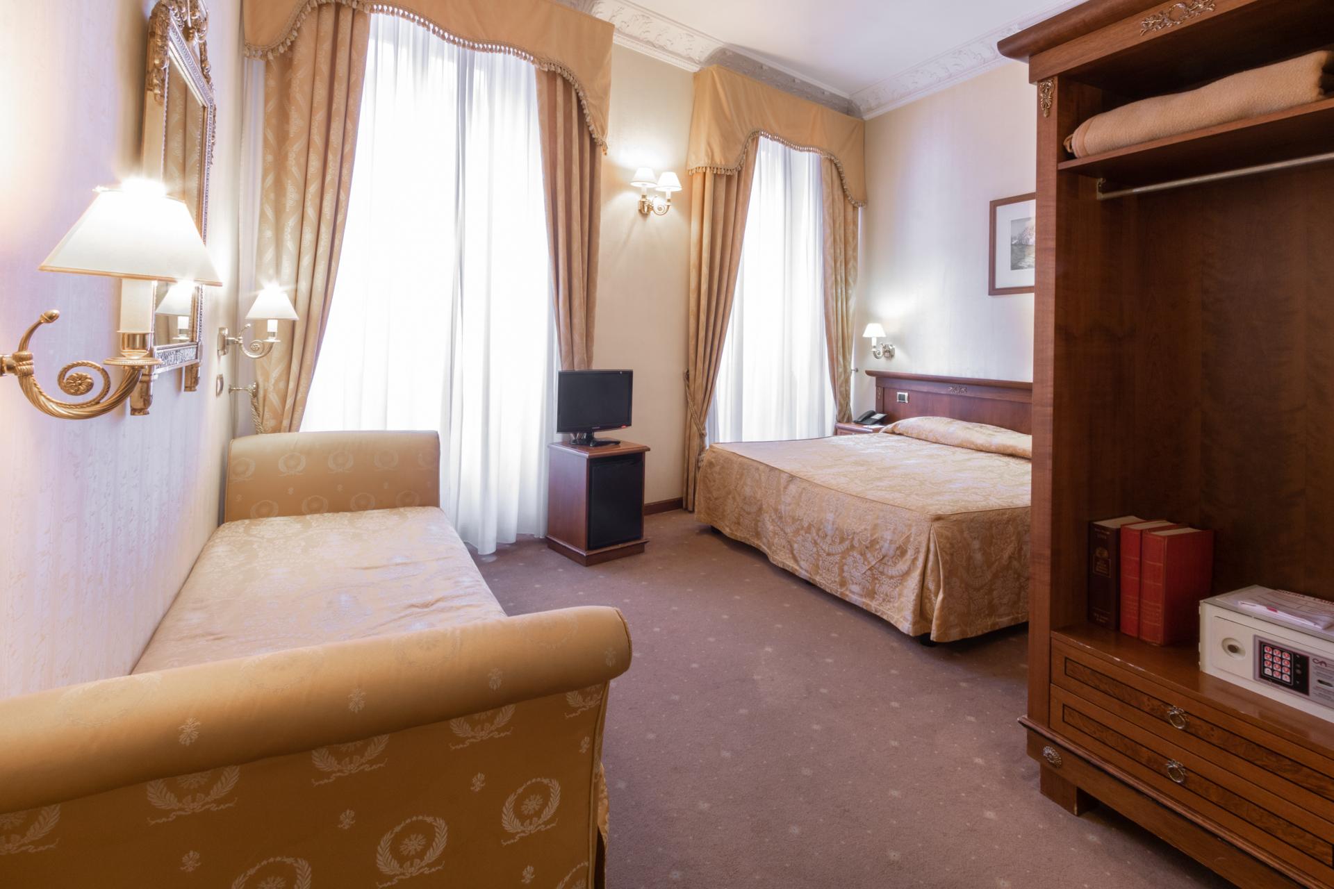 Hosianum Palace 3*