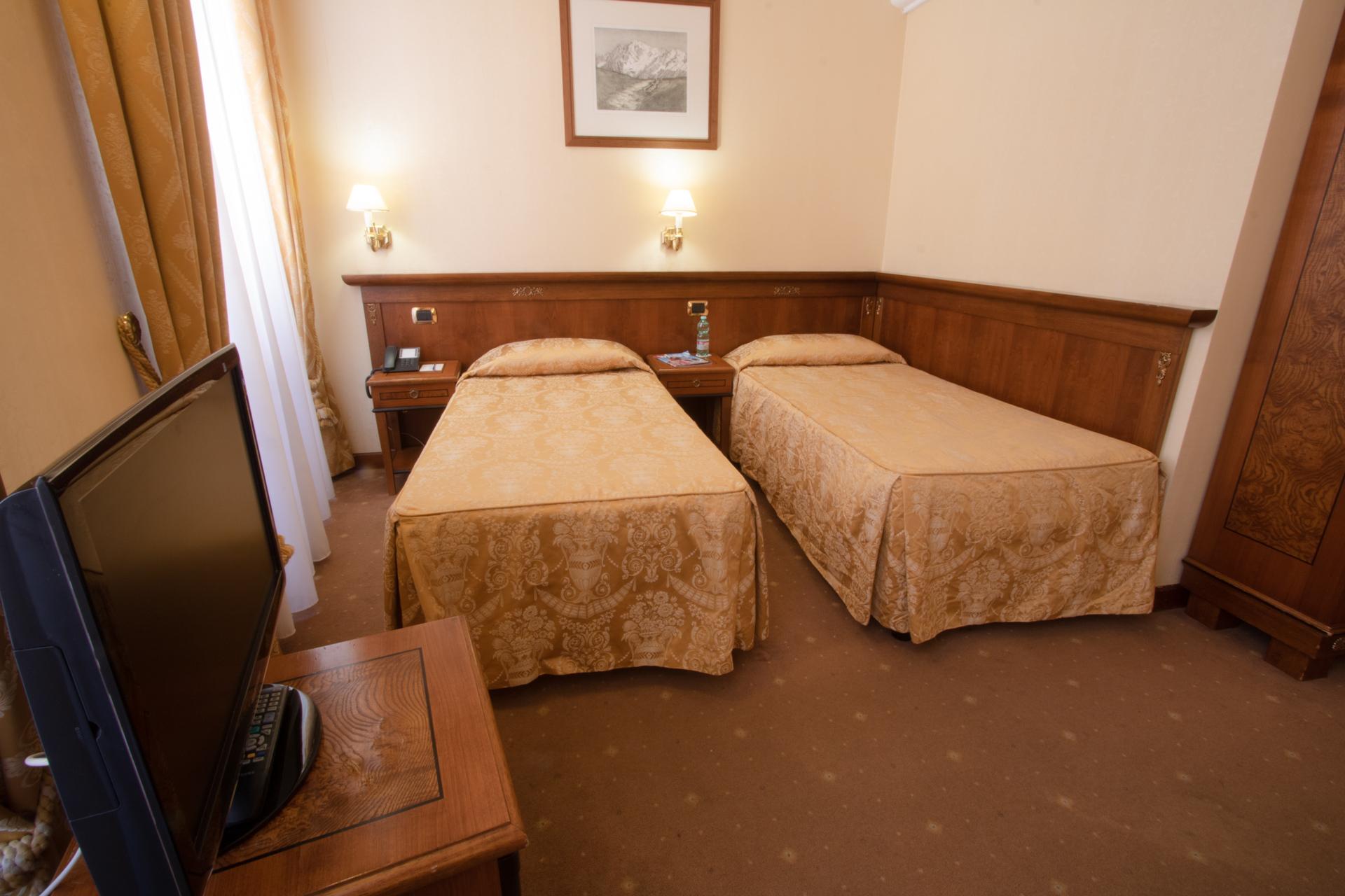 Hosianum Palace Guest house Rome