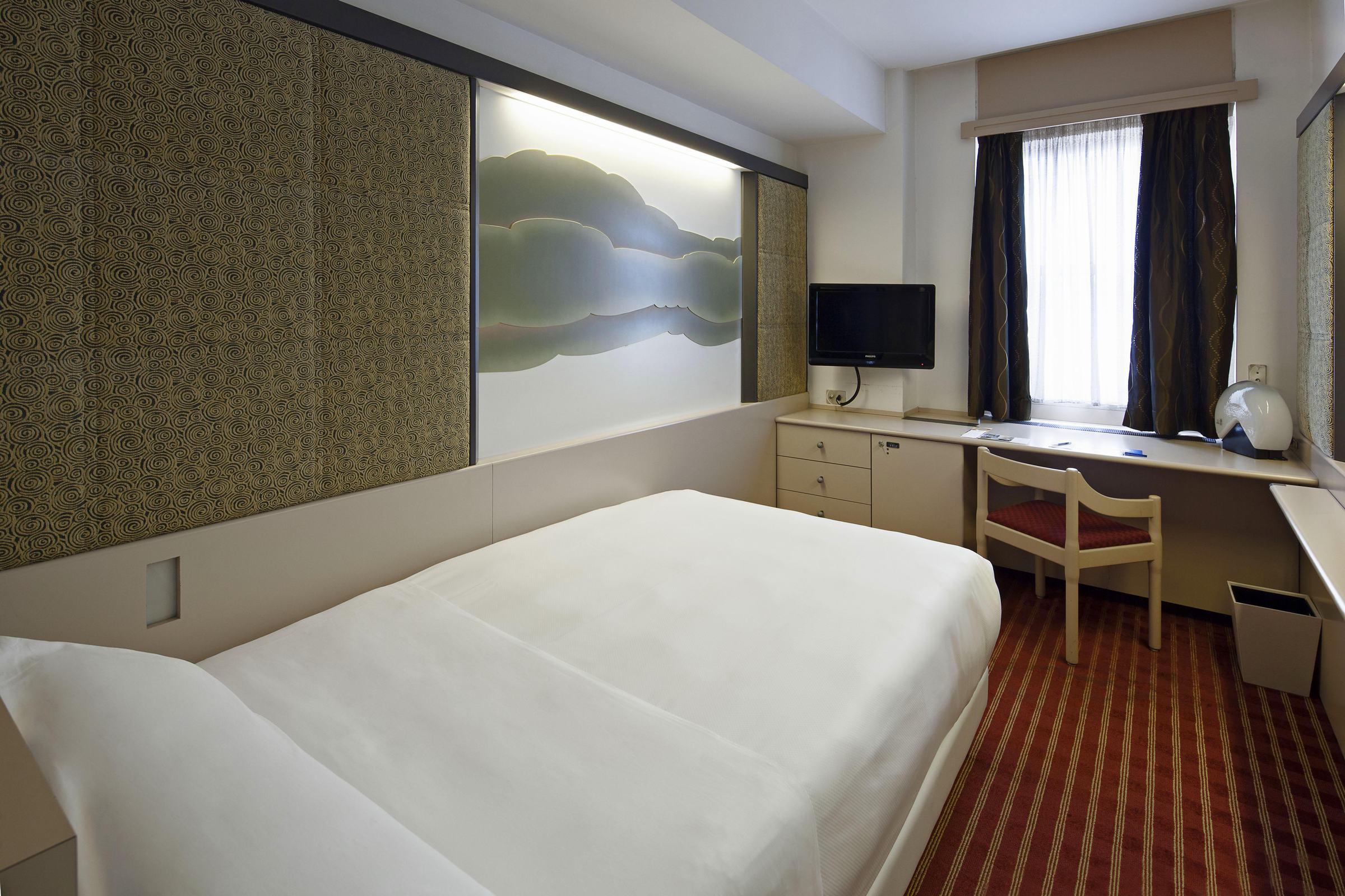 Hotel Nh Collection Centro 4*