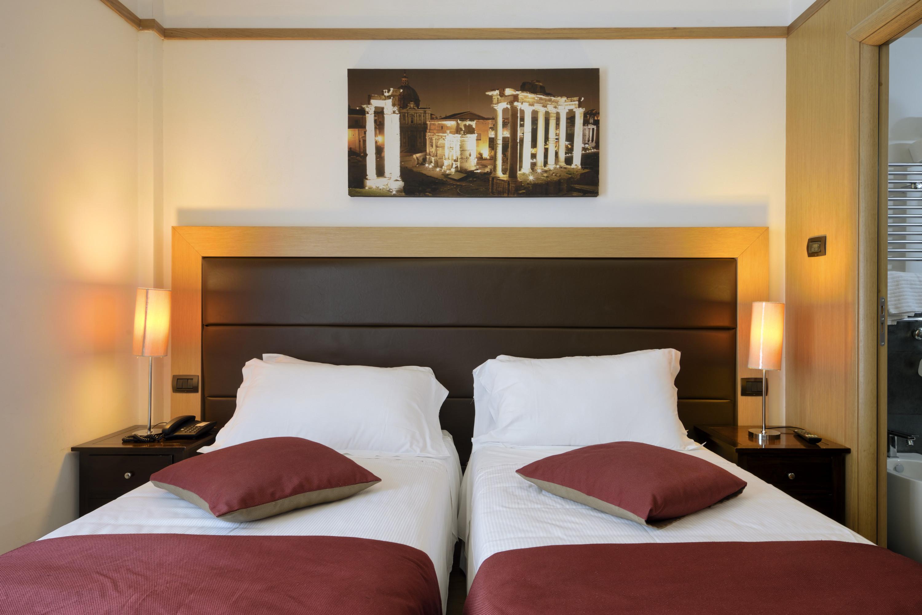 Hotell Ginevra Palace 3*
