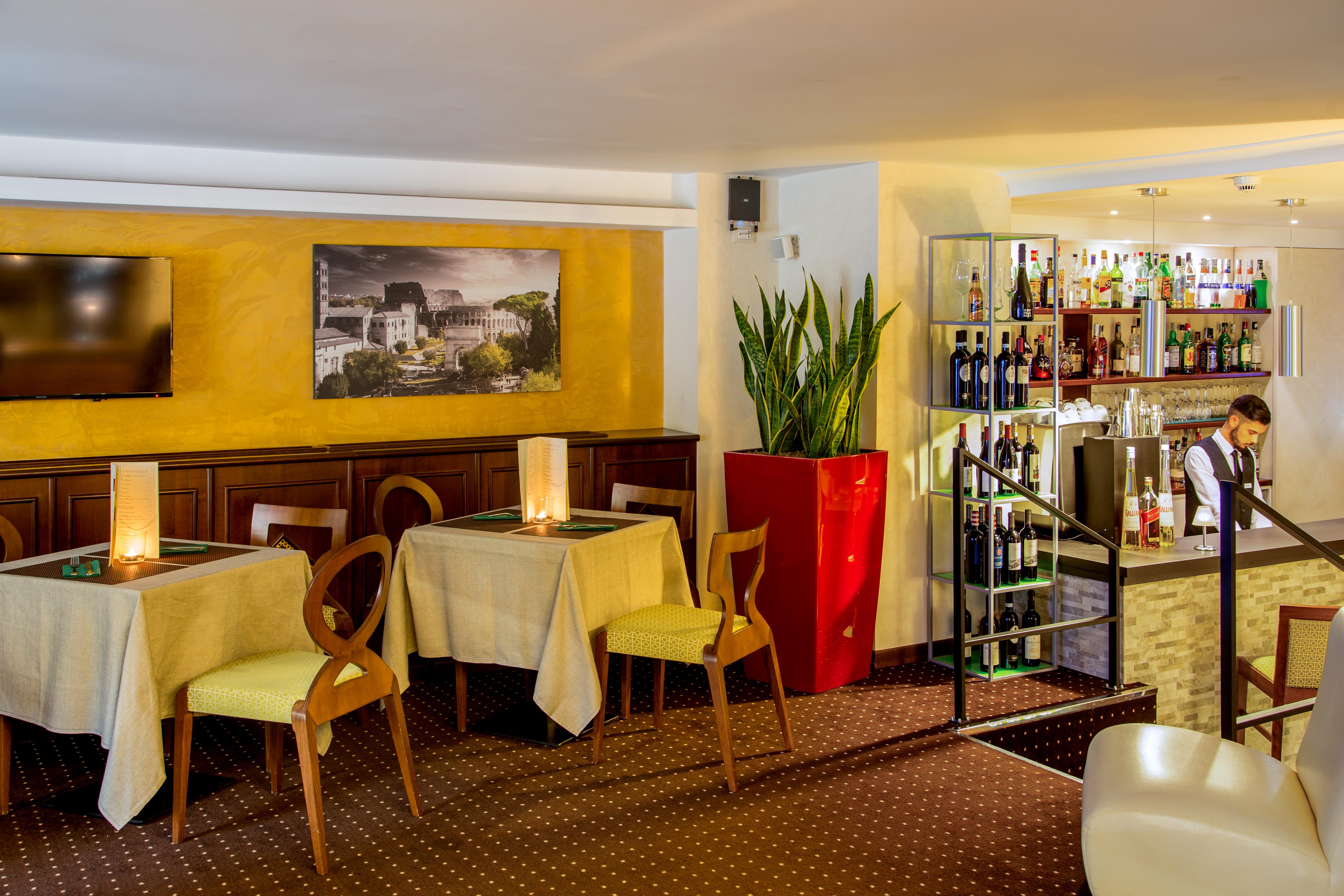 Hotell Oxford 4*