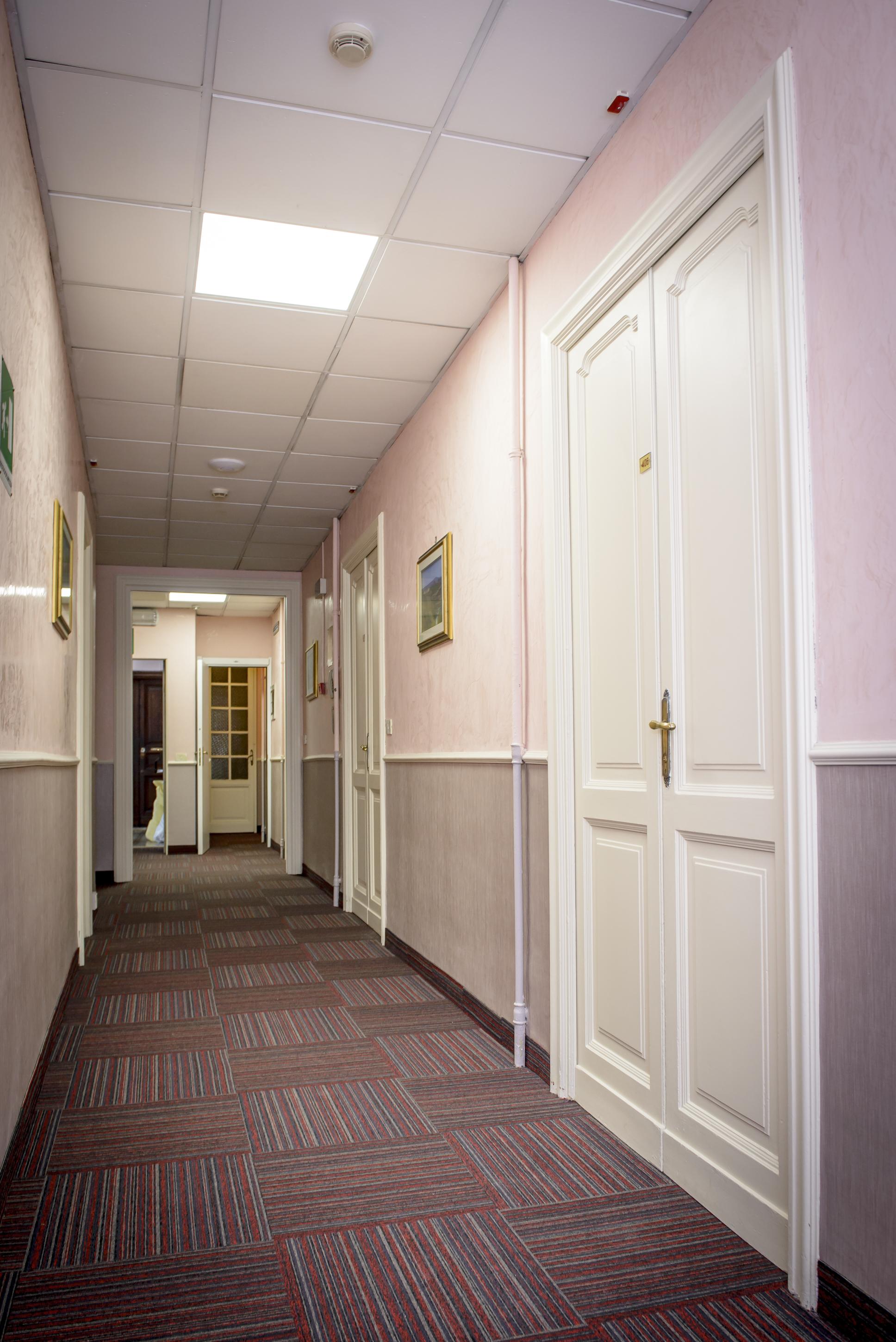 Emmaus Hotell 3*