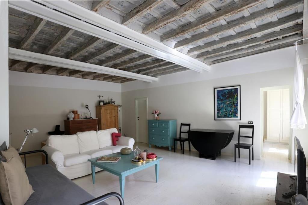 Authentic Monti 5 Mins From Colosseum Leilighet *
