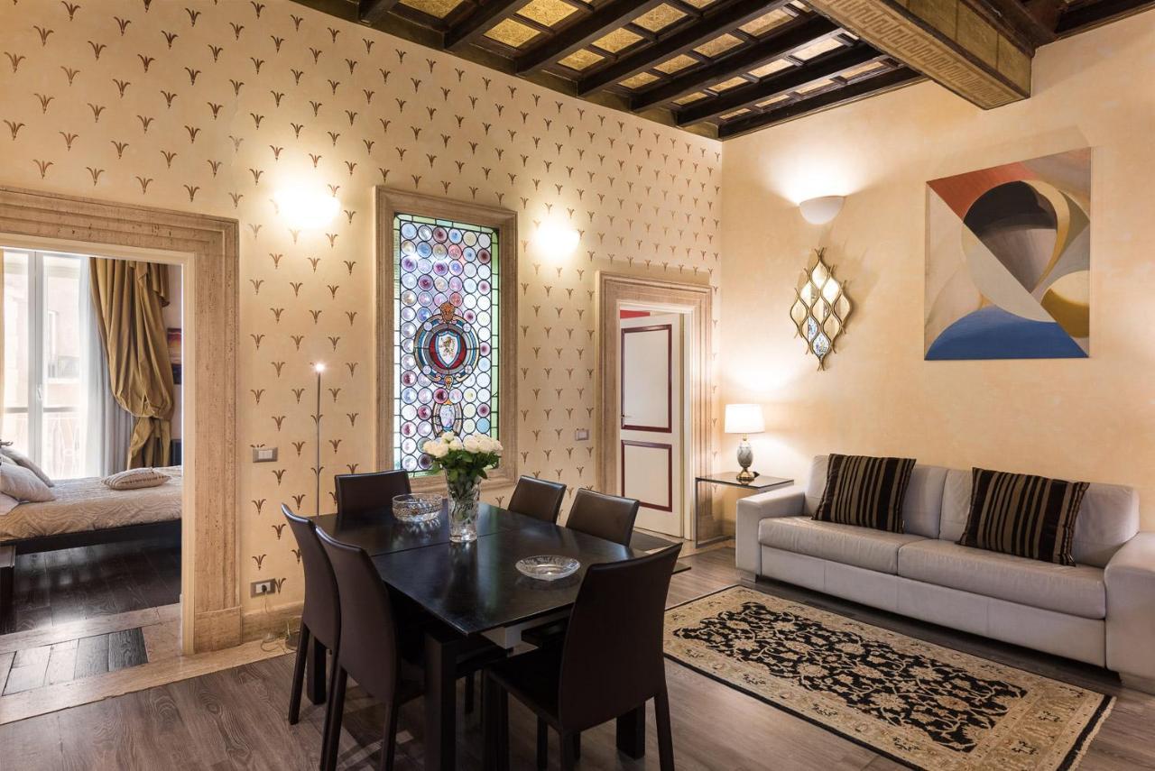 Nsm 71viadelcorso Con Terrazzo Apartment Rome