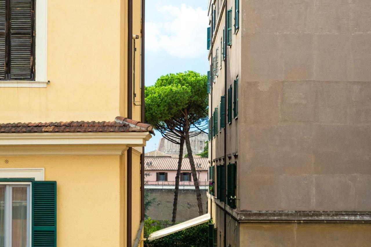 Appartamento Colosseum House - Private Rooftop, Jacuzzi Hot Tub & View Roma
