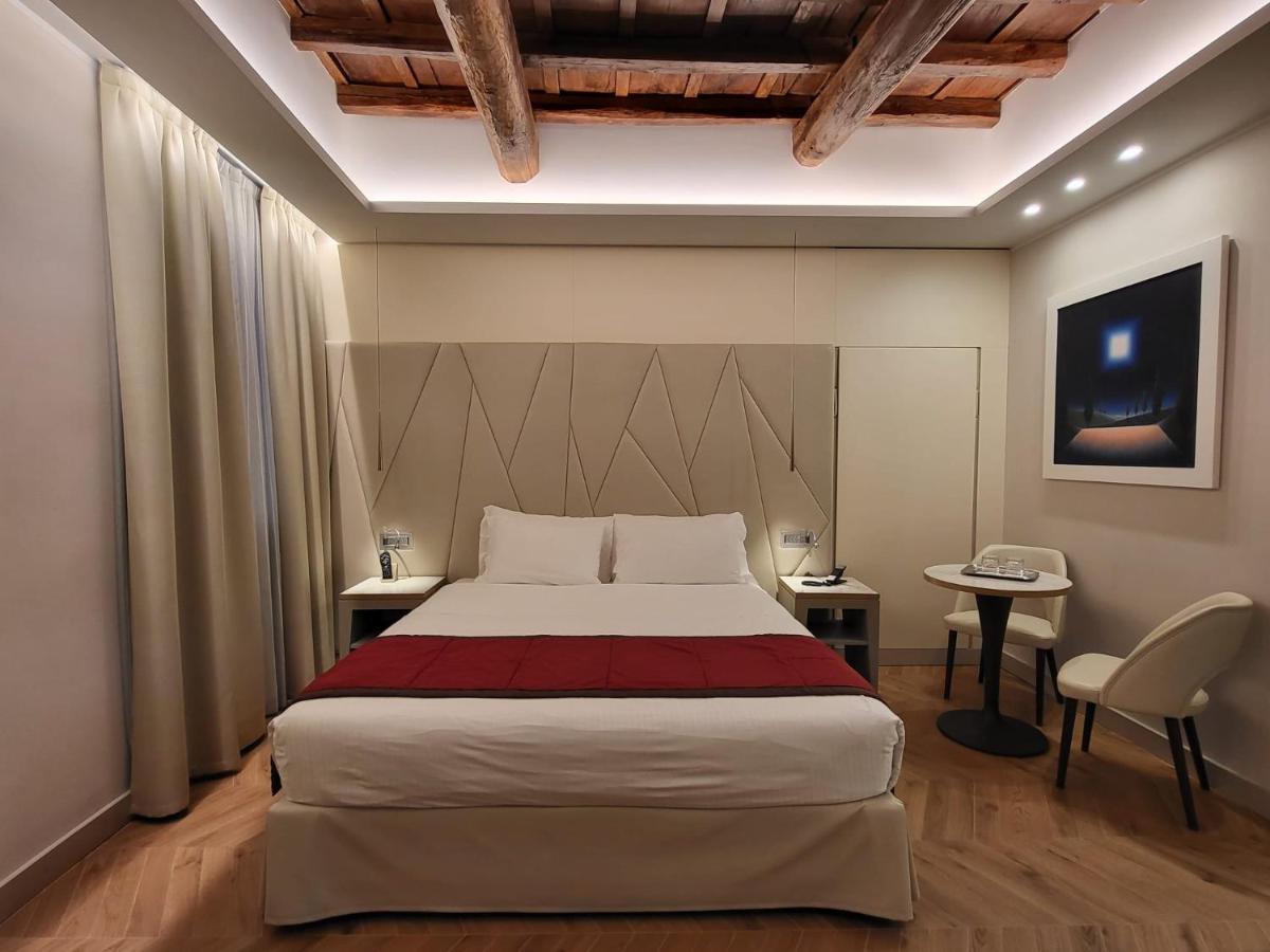 Harry's Bar Trevi & Restaurant 5*