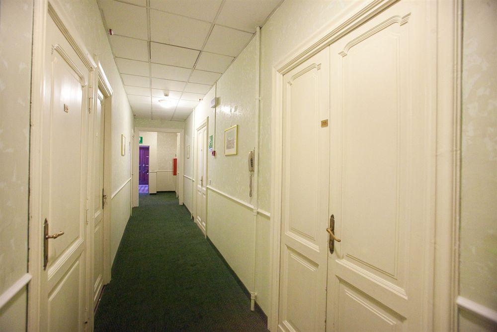 Hotell Emmaus 3*
