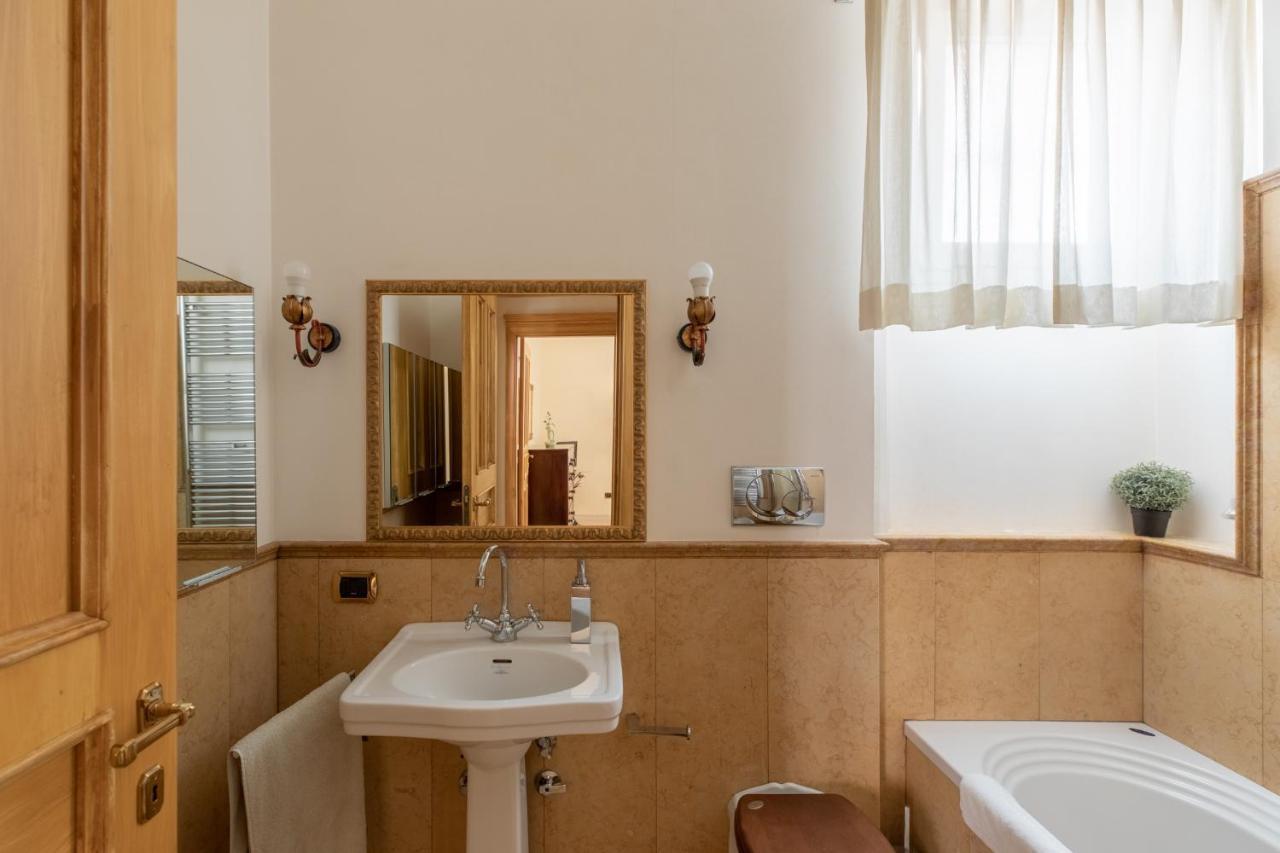Iflat Elegant And Luxury Near Pantheon Apartamento Roma