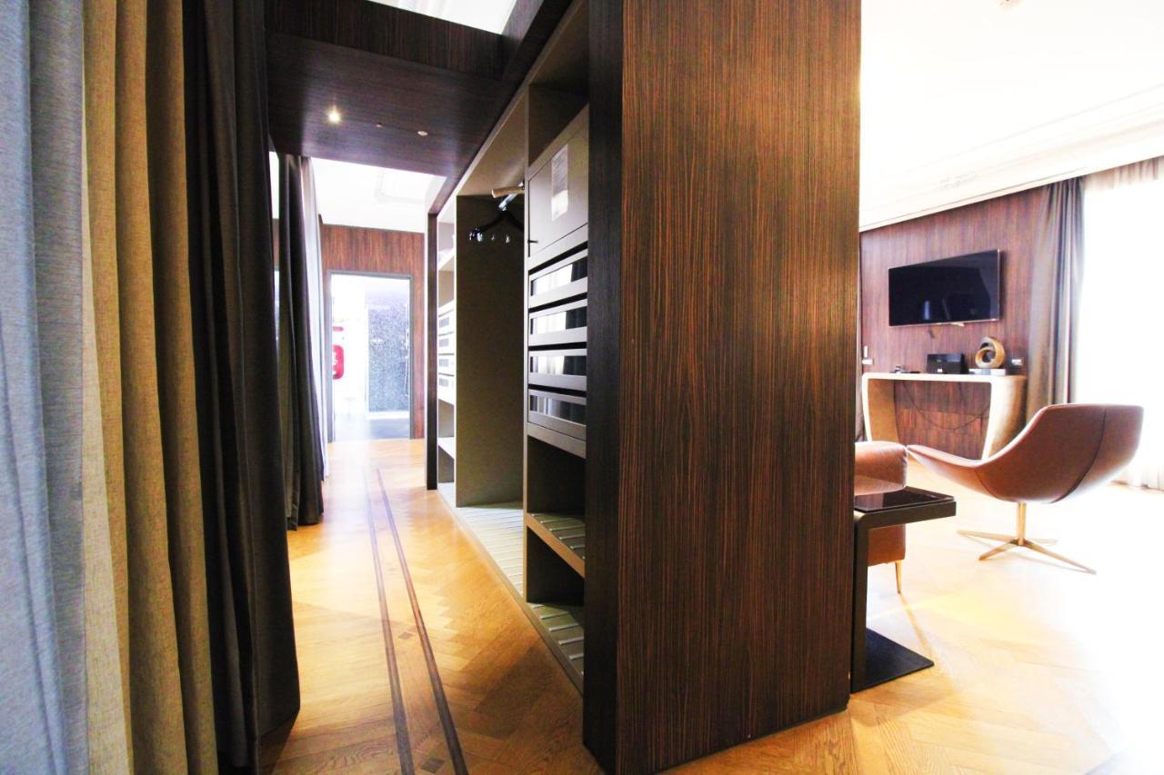 Berg Luxury Hotel 4*