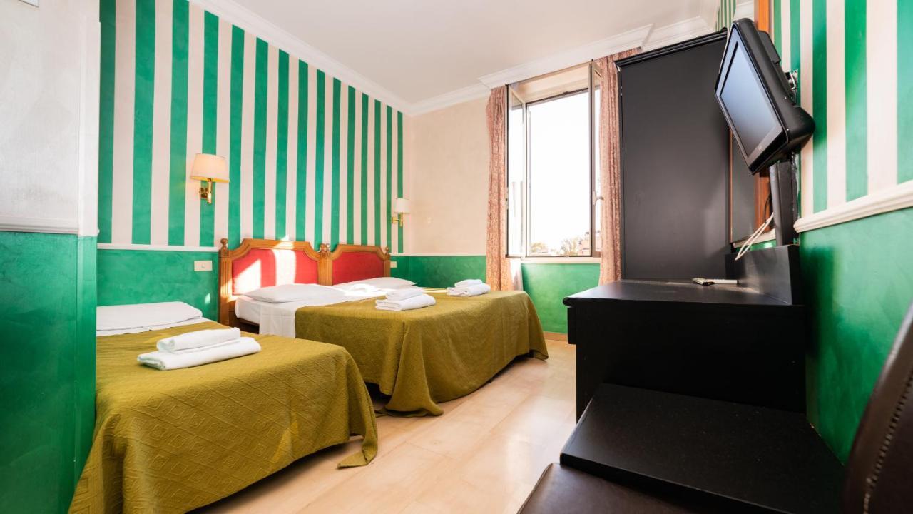 Center 3 3* Roma