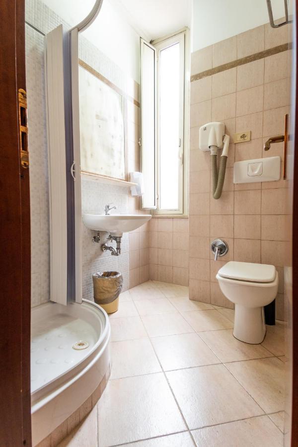 Center 3 Hotel Roma