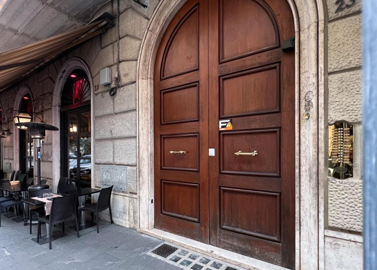 Tacito 23 Luxury Gjestgiverier Roma