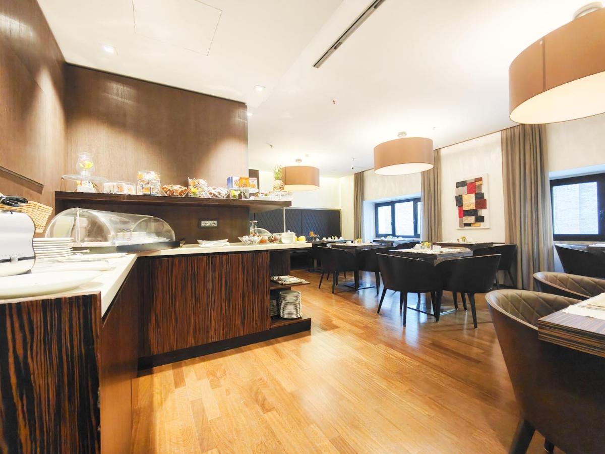 Berg Luxury 4* Rom