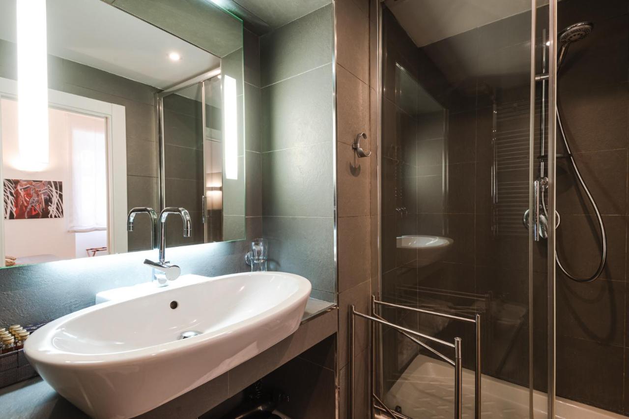 Ebl Luxury Guest house