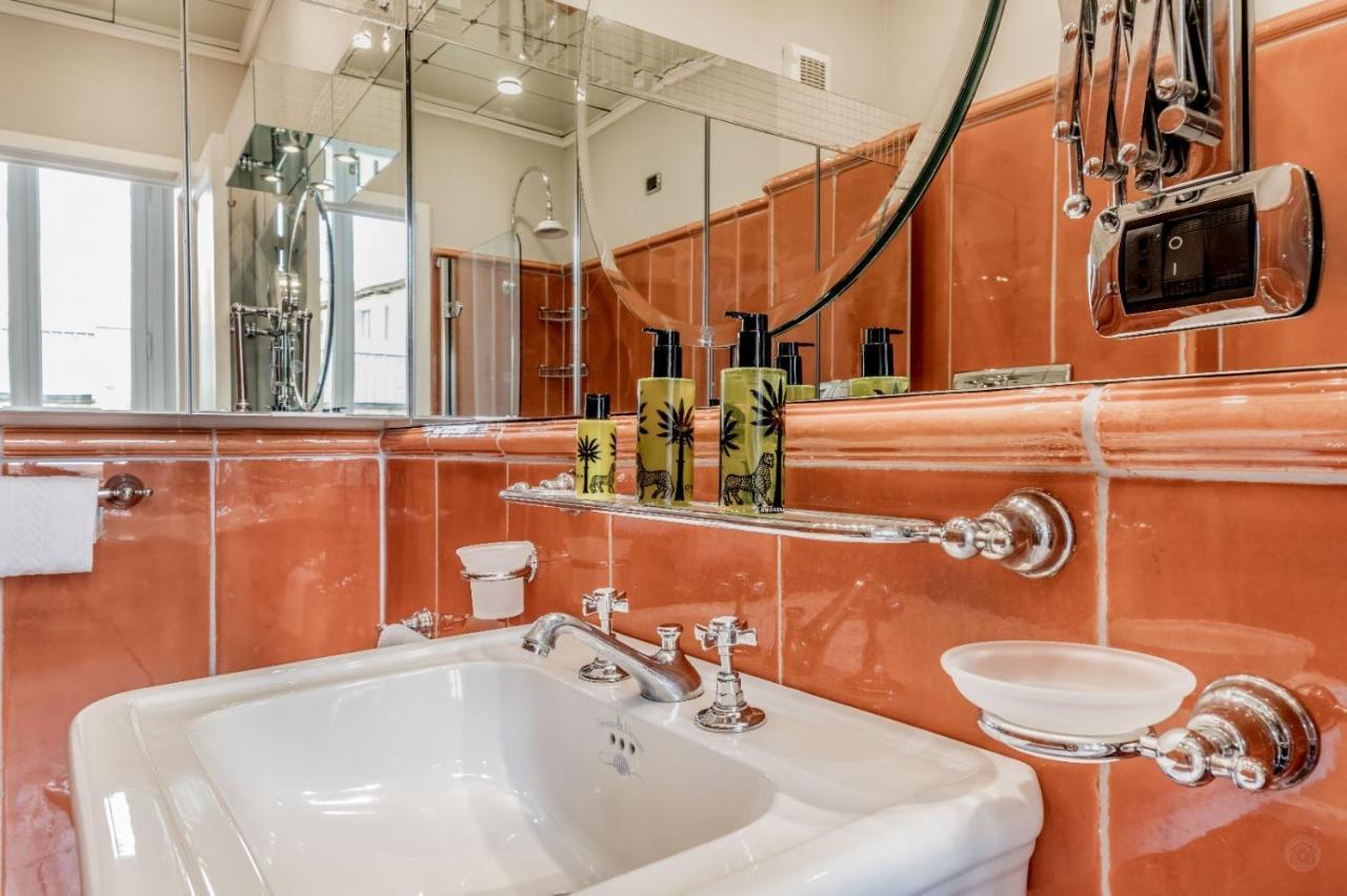 - Pietra Apartment Rome