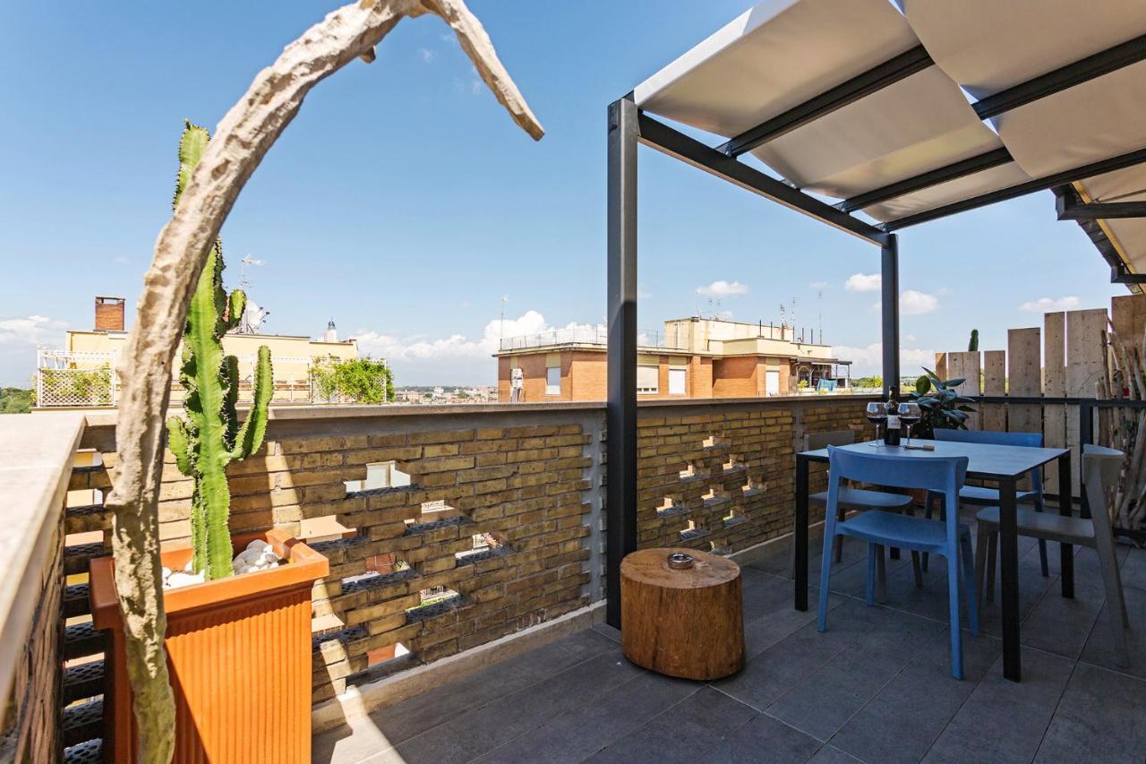 As Feel - Vatican With Terrace Apartment