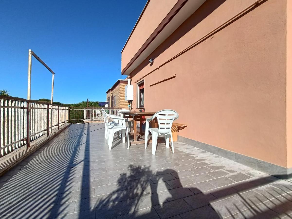 Avellini - Delightful And Spacious With Terrace - Near Metro A Cornelia Apartamento