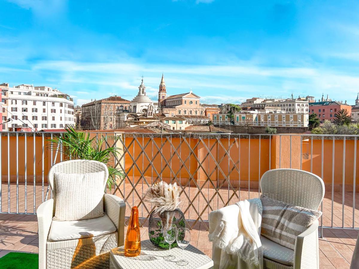 Appartamento Colosseum House - Private Rooftop, Jacuzzi Hot Tub & View *