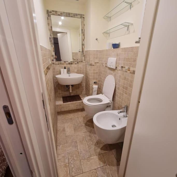 Apartment Julia Nel Cuore Di Trastevere Rom