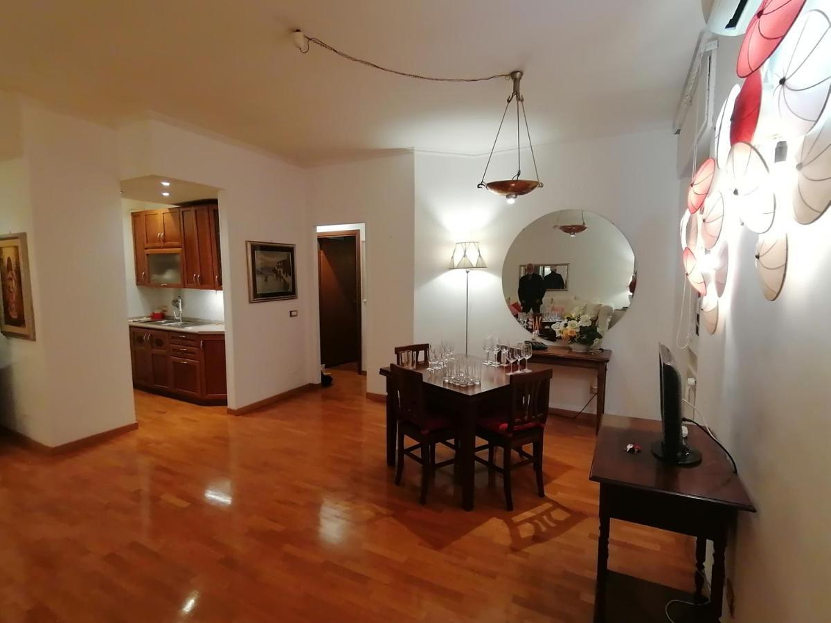 Apartment Gelsomino Rom