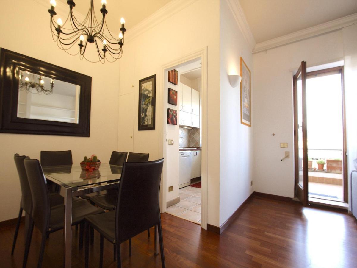 Ponte Milvio Terrace Rom