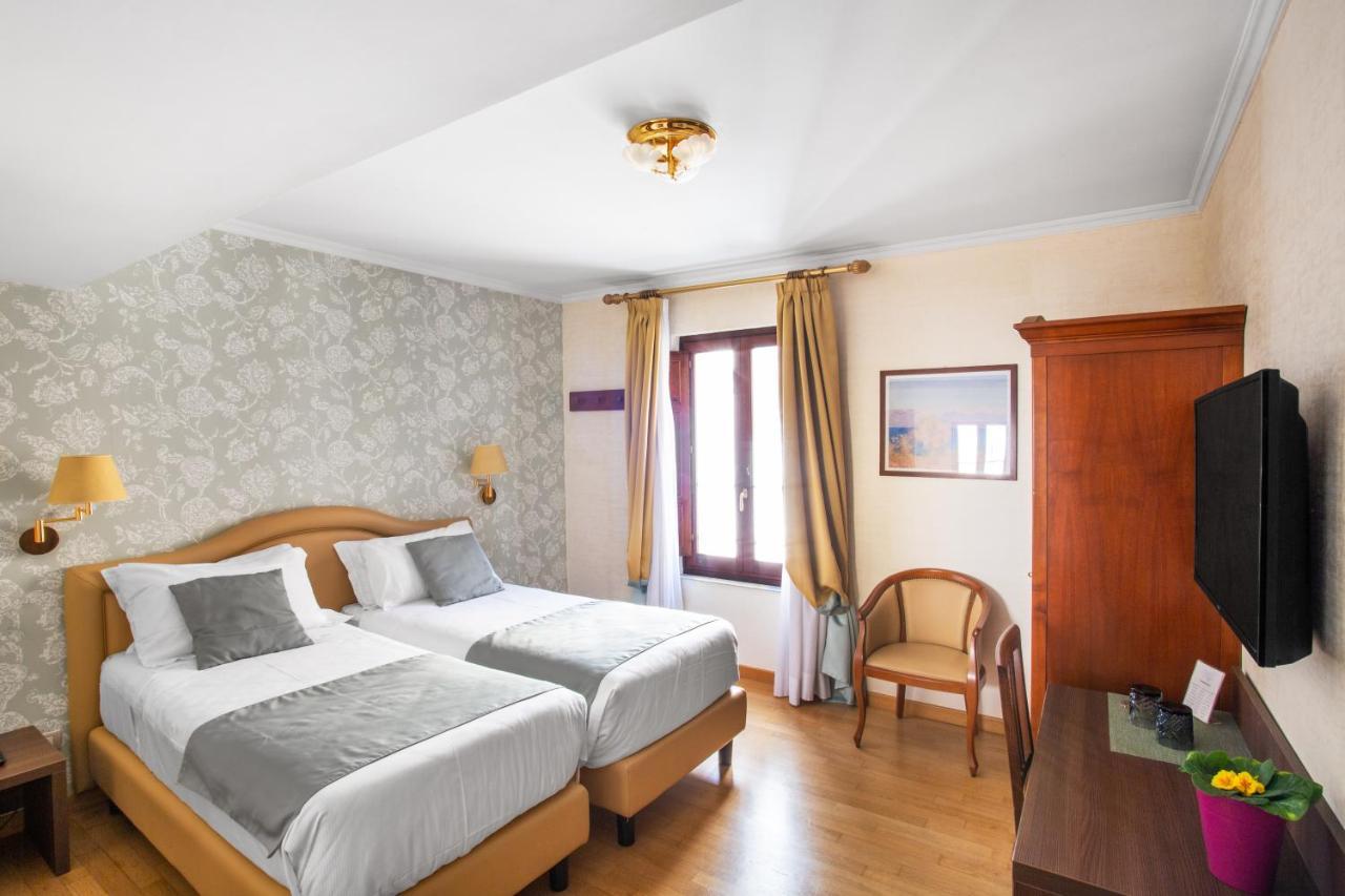 Hotell Piazza Di Spagna