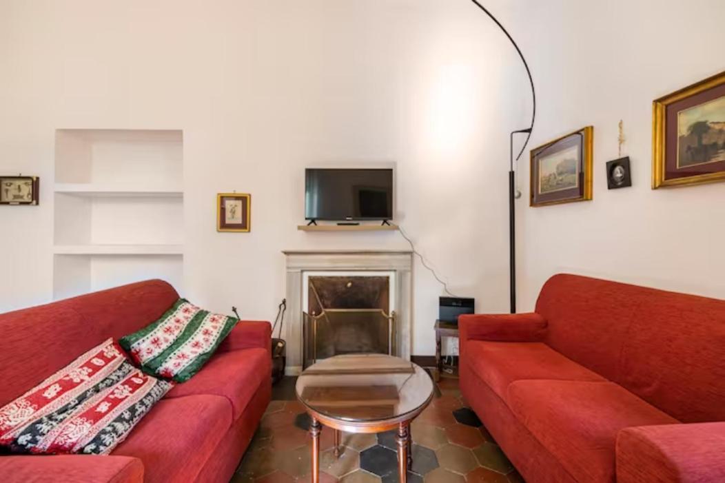 Charming At Spanish Steps, No Elevator Apartamento