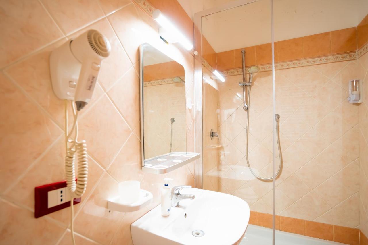 Now Rome-address Via Palestro,56- Breakfast Included Affittacamere Roma