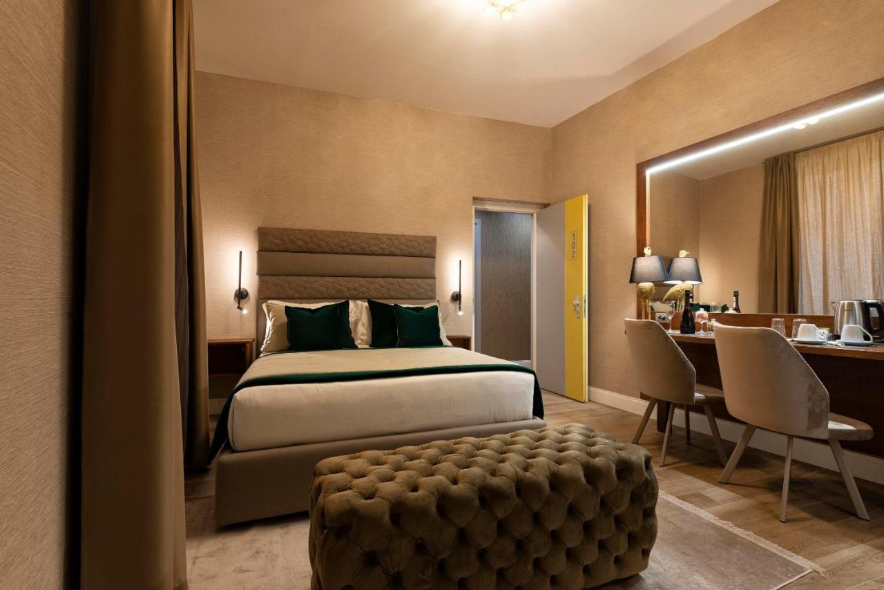 Royal Corso Gjestgiverier 2*
