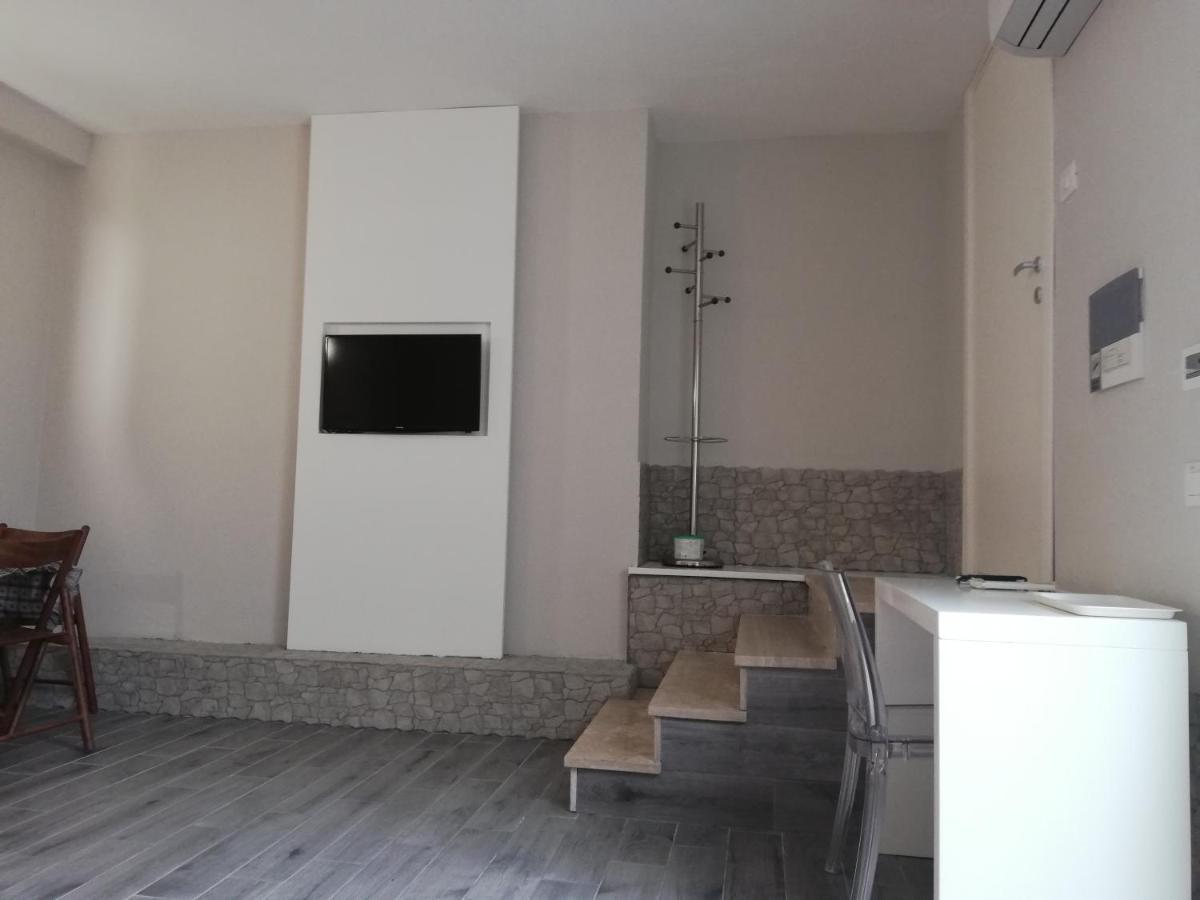 Piazza Bologna Guest house
