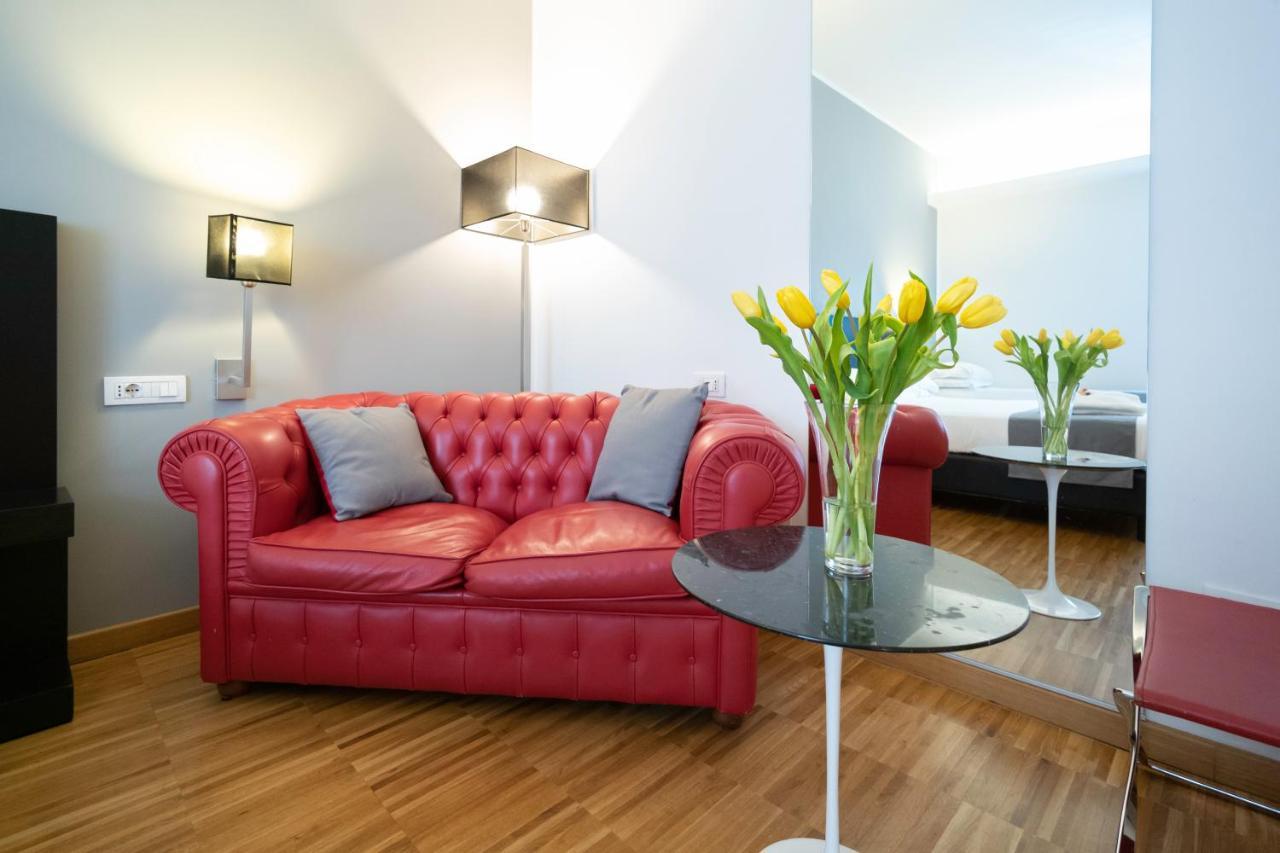 At Townhouse - Filiberto 3*