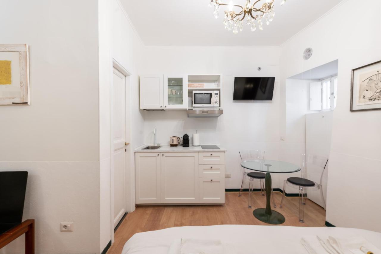 Old Trastevere Apartment