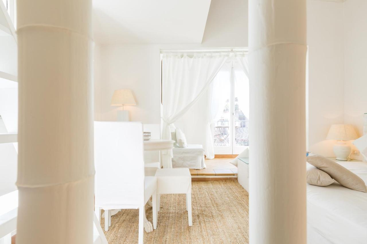 Apartment Campo Dei Fiori Luxury With Balcony Rom