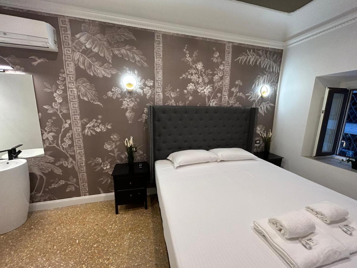 Appartamento Raffaello's Place