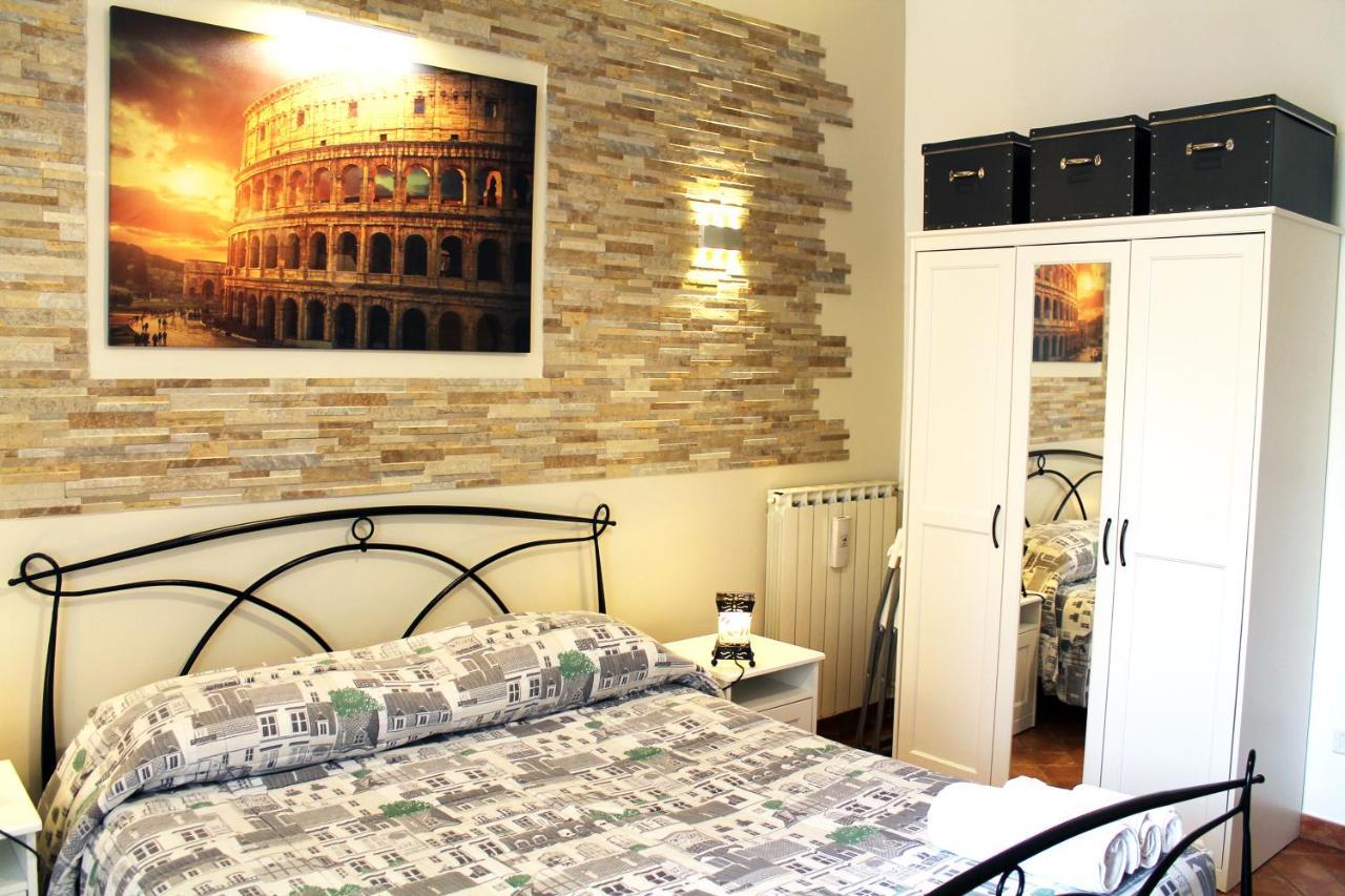 50 Passi Colosseo * Rom