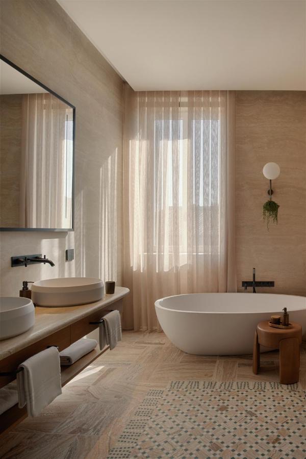 Six Senses 5*