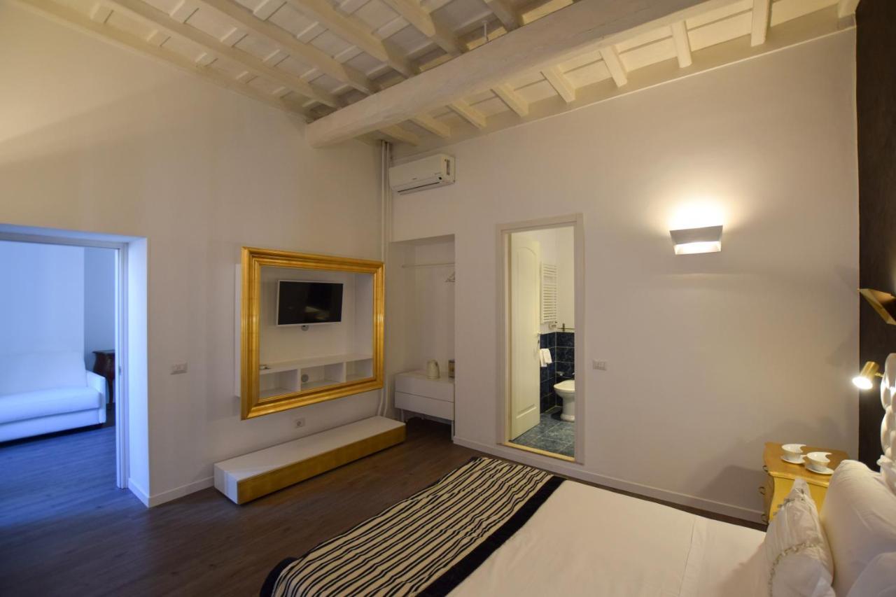 Navona Secret 3*