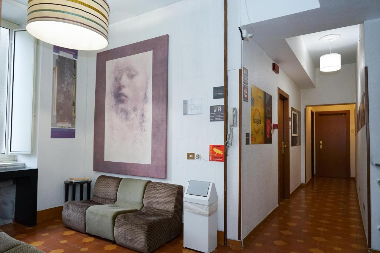 Roma Room Hotel 3*